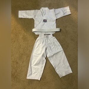 Taekwondo/Martial arts uniform